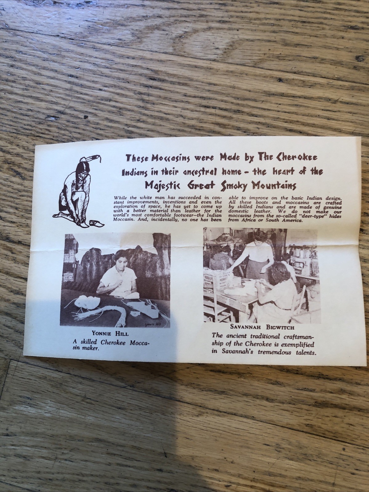 Vintage Genuine Indian The Cherokees Moccasins Size F 7 Natural NEW Q