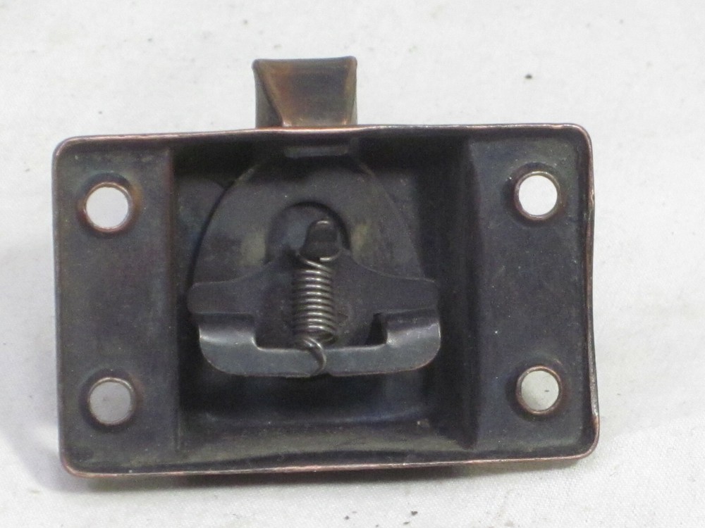 small vintage turn knob spring latch latching hardware deadbolt copper-tone