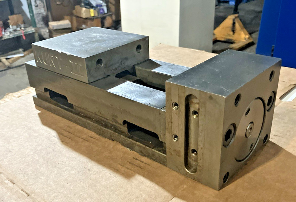 KURT 4" PULL-TYPE II CNC MACHINE VISE #PT400A