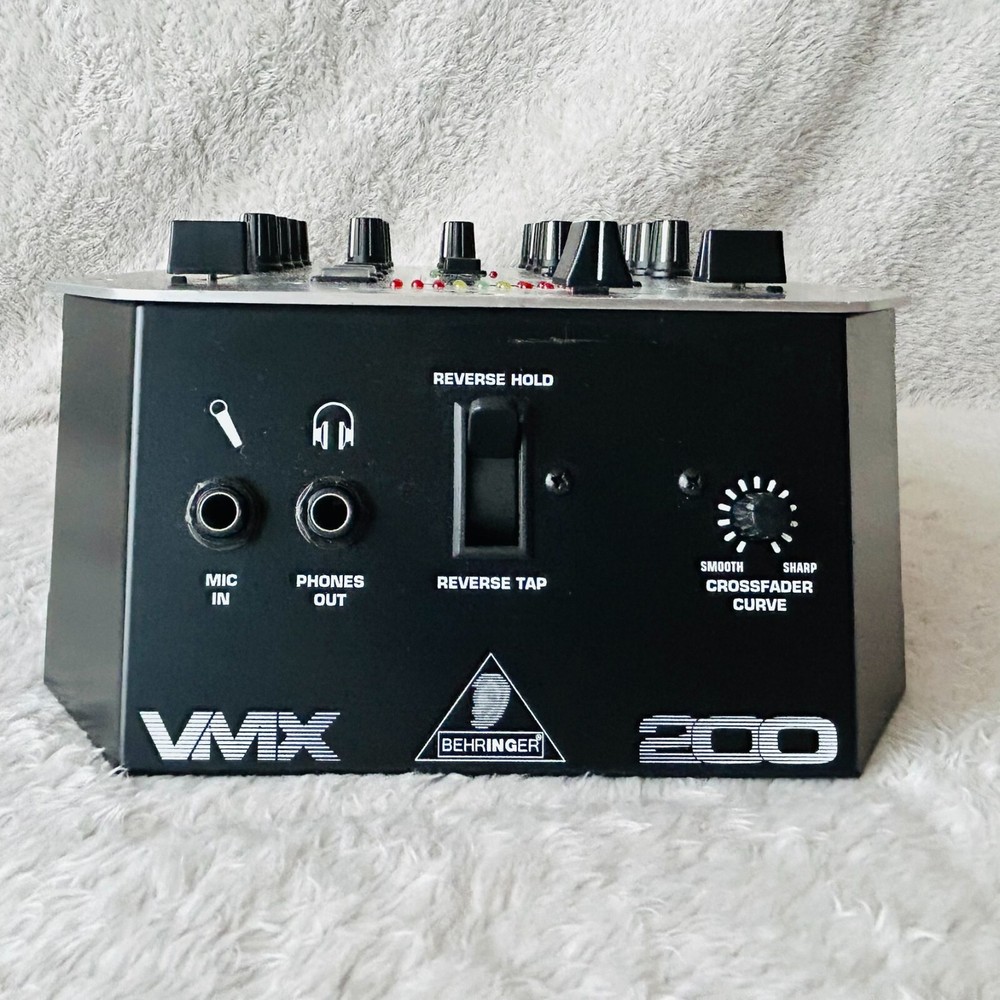 Behringer Pro Mixer VMX 200 used and working
