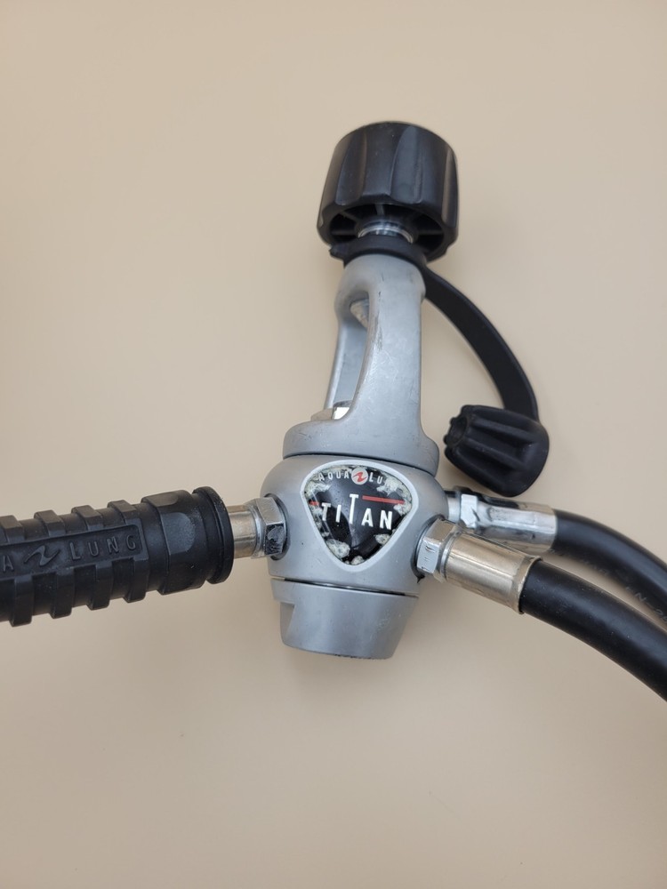 AQUALUNG TITAN Regulator, 1st, 2nd Stage, Computer, Compass, Pressure Untested