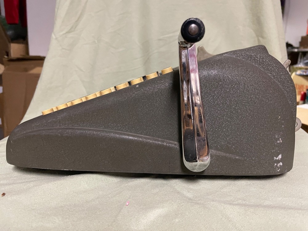 1940's Vintage Victor Adding Machine 6 Row Untested Desktop Adding Machine