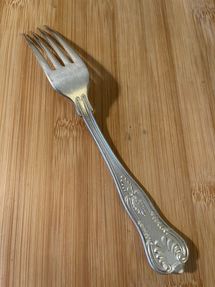 Wallace Silverplate KINGS Plume Shell Dinner Fork 7"