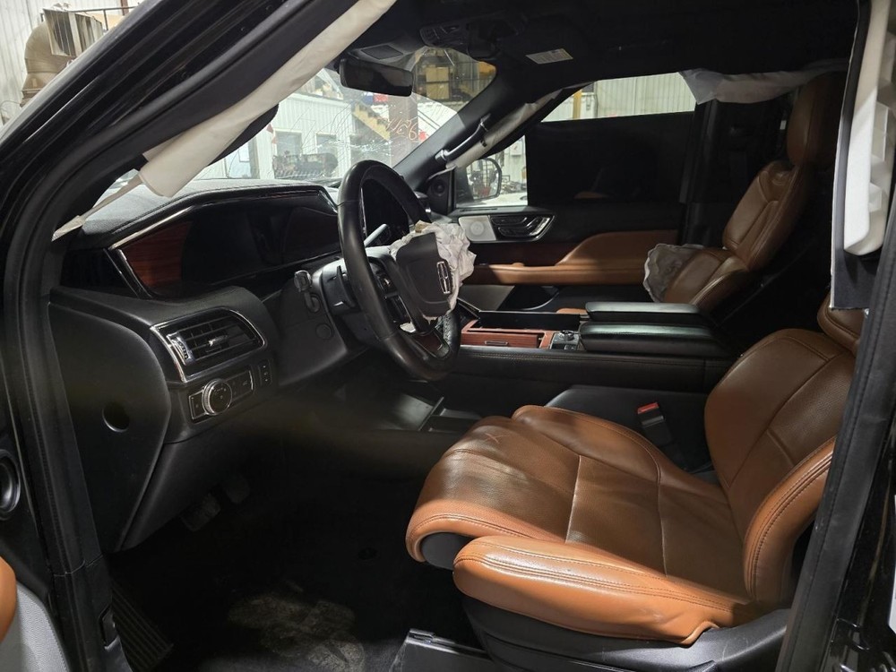 Camera/Projector Camera Windshield Mounted Fits 18-22 NAVIGATOR 1548104