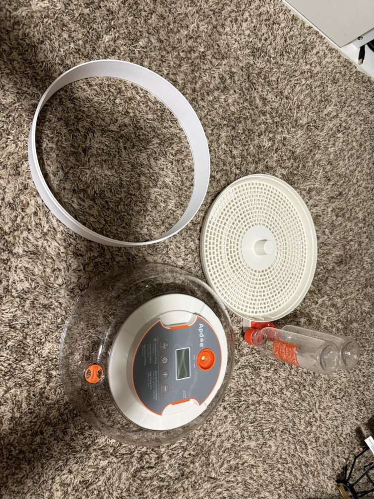 Egg Incubator 2" Riser – 18 Egg Capacity (Riser Only)