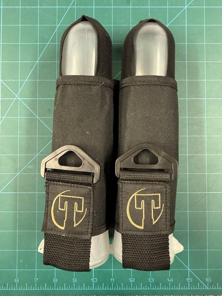 TIPPMANN 2 pod paintball pack. Complete kit with 140rd tubes.
