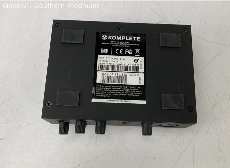 Native Instruments Komplete Audio 1 USB Audio Interface - Tested