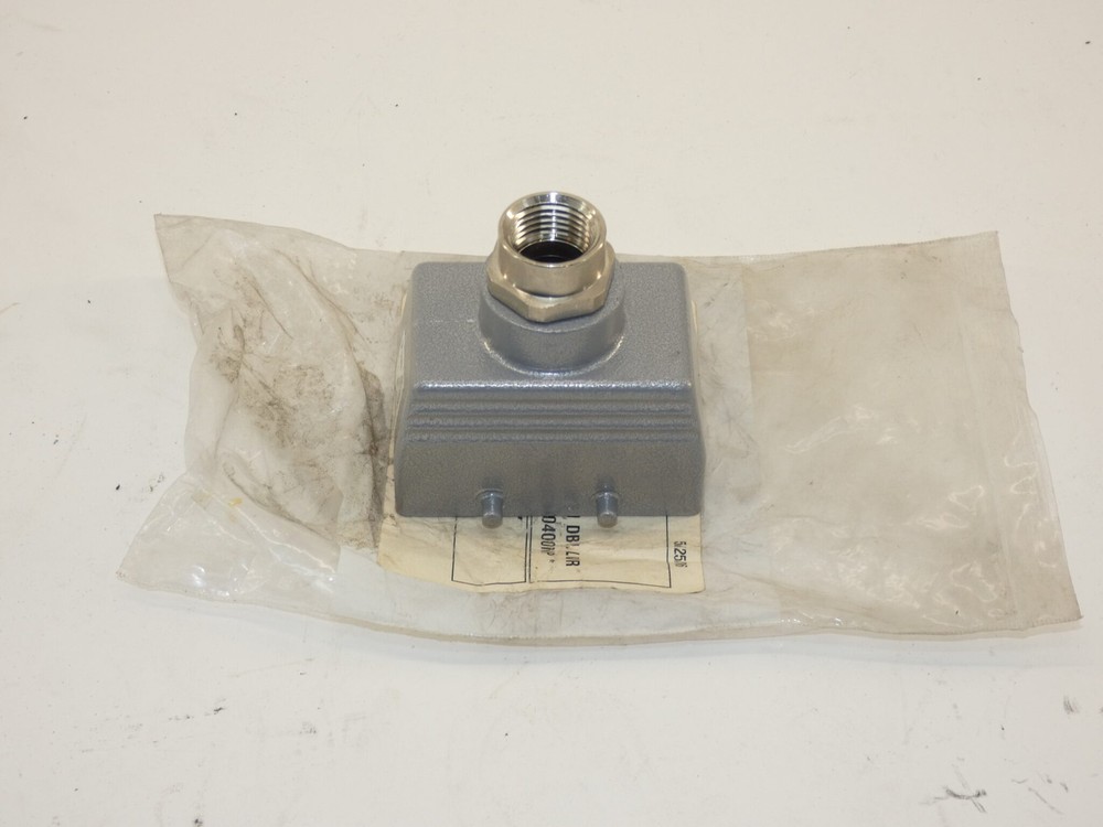 Thomas & Betts TH210 Receptacle Hood - NEW Surplus!