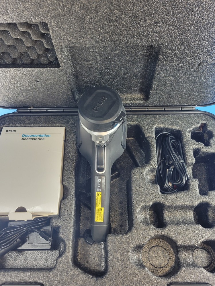 Flir E30 IR Infrared Thermal Imager Imaging Camera 60Hz Pristine!
