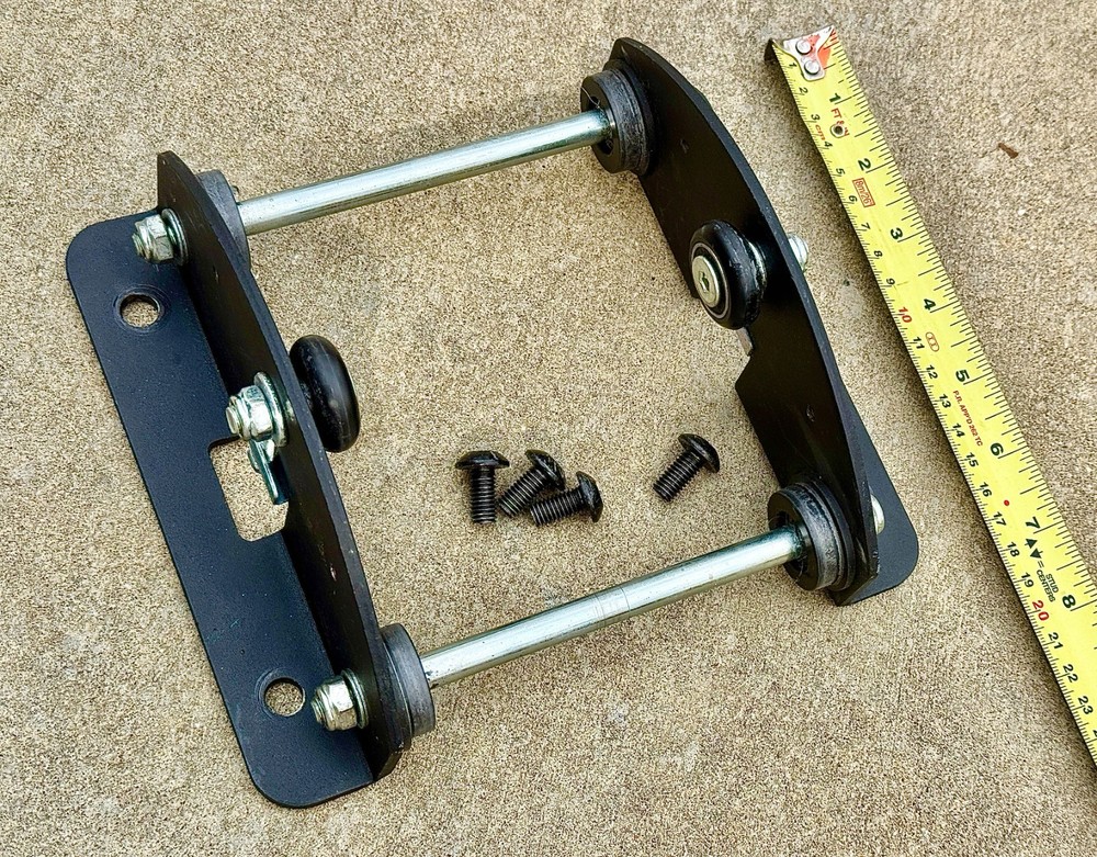 Underseat carriage with rollers, Lifecore R100 rowing, machine, preowned, VG+