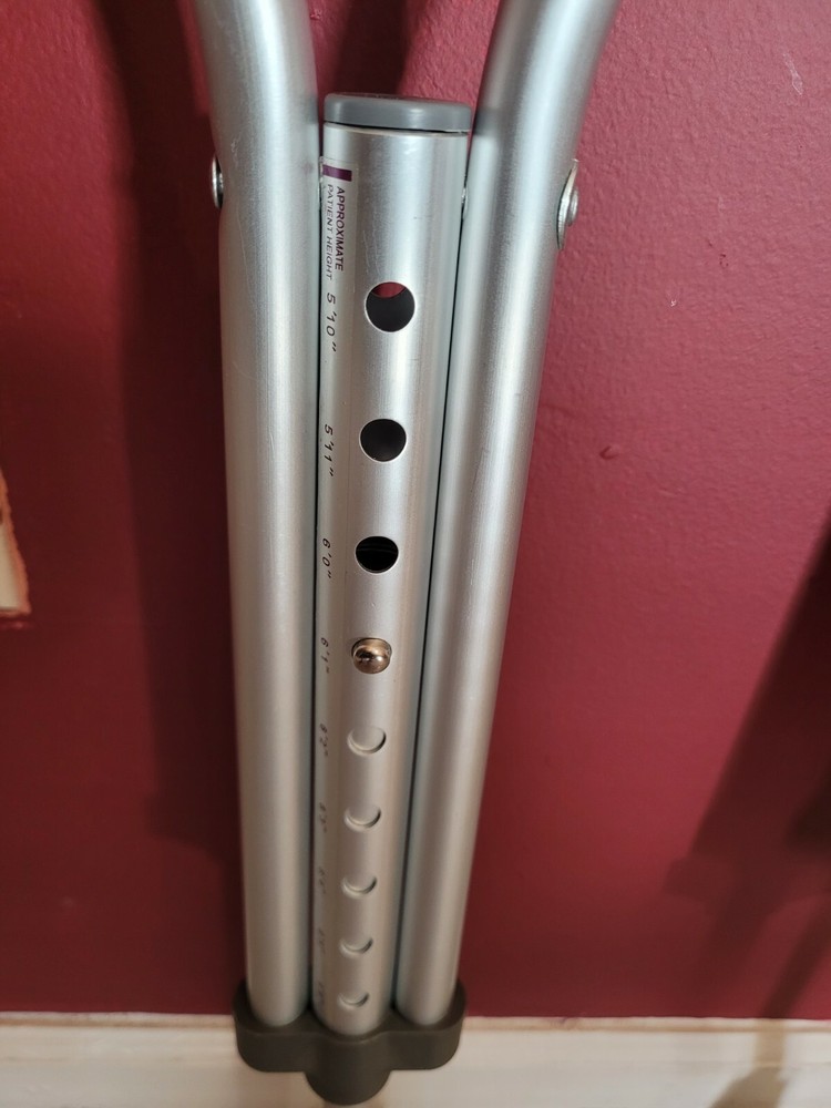 Guardian Universal Crutches