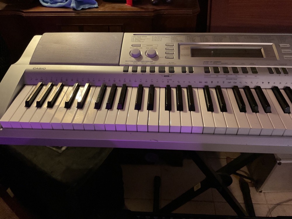 casio wk210 76 key workstation loaded has it all nice rig