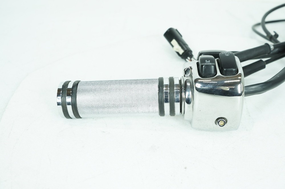 2008 Harley Softail FLSTN Deluxe OEM Right Engine Start Kill Switches Controls