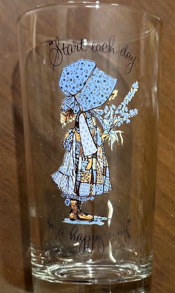 Holly Hobbie Tall Drinking Glasses