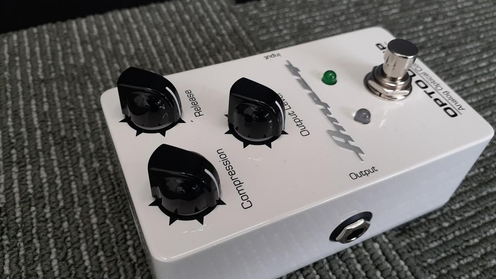 AMPEG Model OPTO COMP Compressor