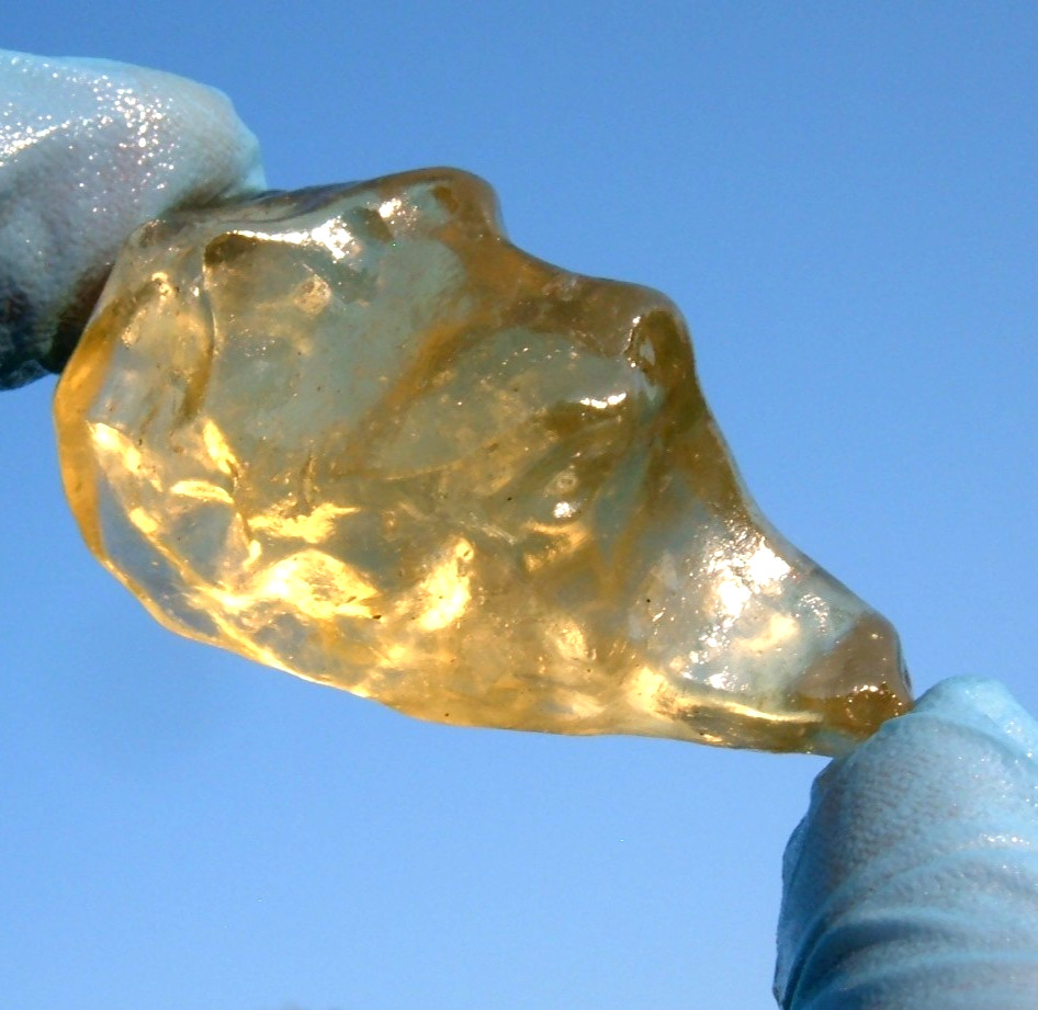 Libyan Desert Glass Meteorite Tektite impact specimen( 148 crt)Super Gem- AAAA+