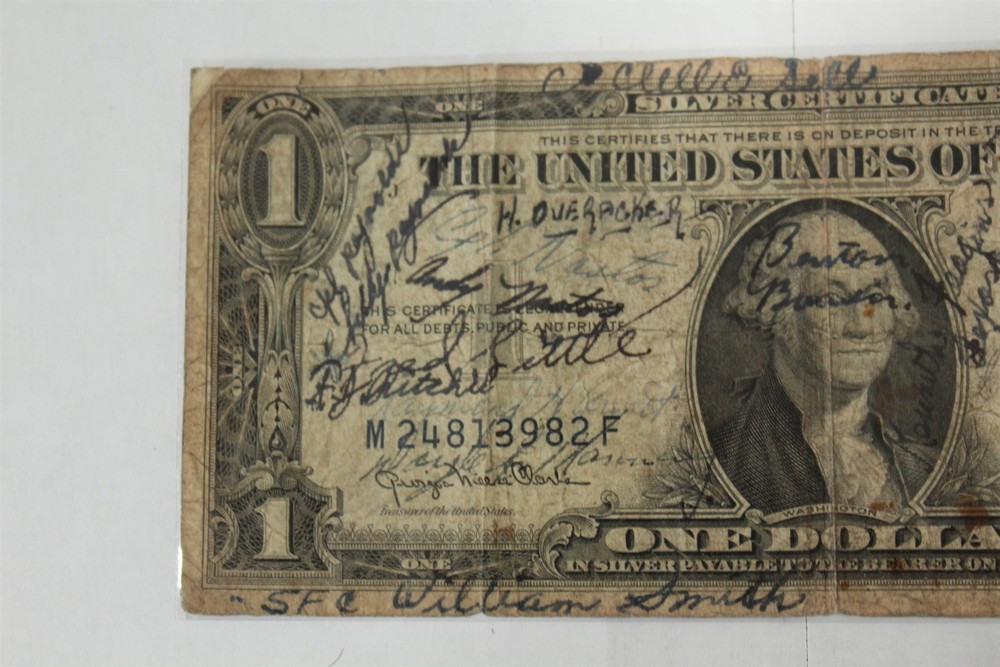 Vintage 1935D $1 US Silver Certificate
