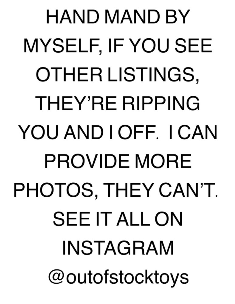 Labyrinth snow globe