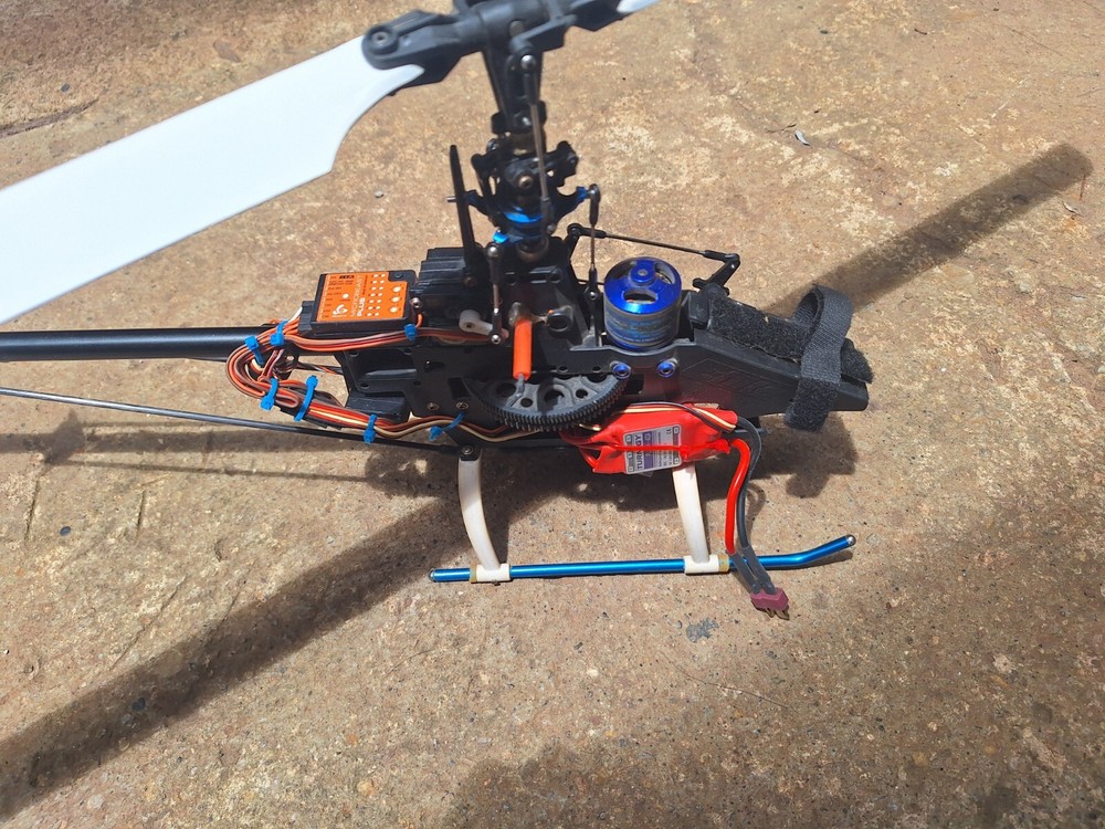 e flite blade 400 3d helicopter