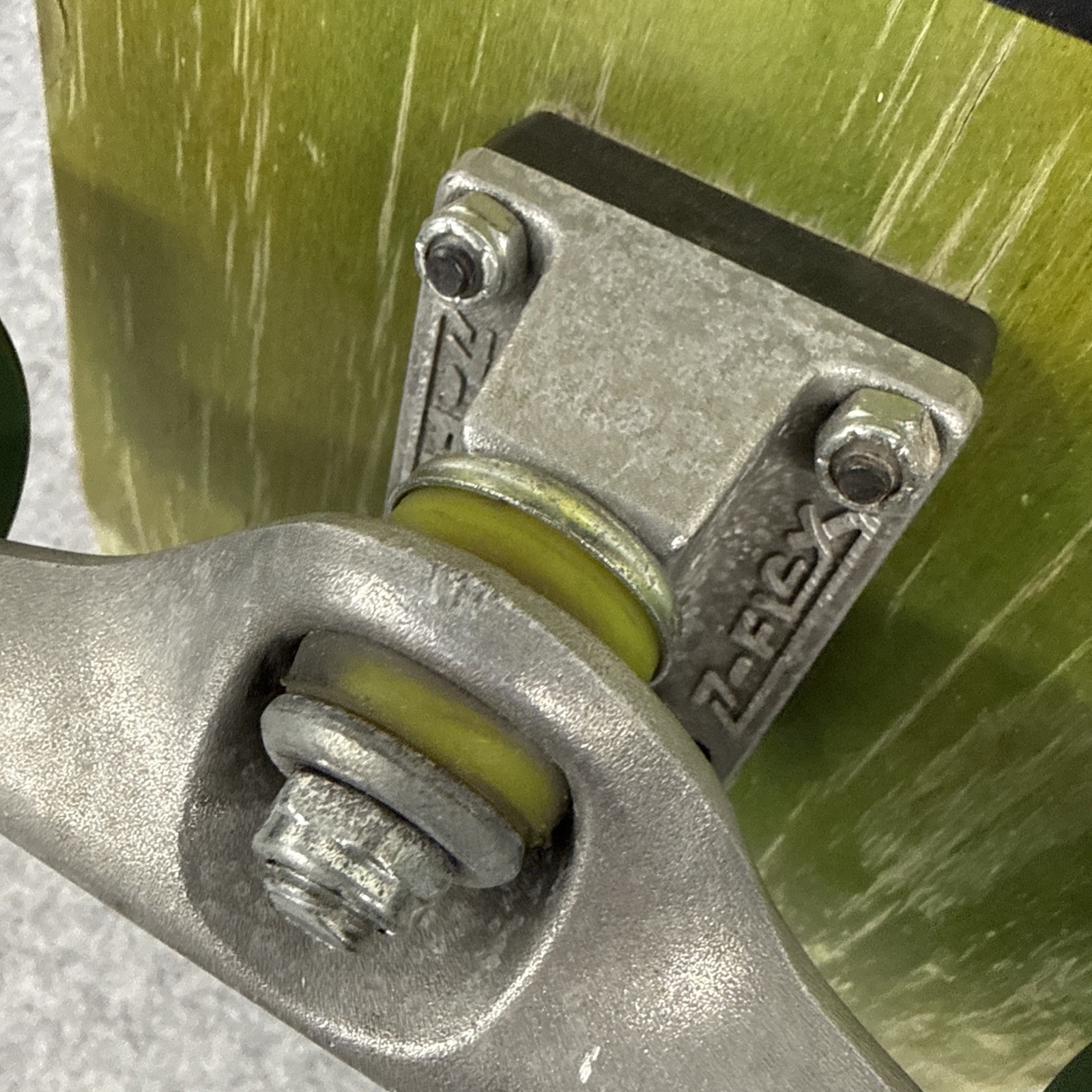 Z-Flex Street Rocket Old School Canadian Maple Carver Skateboard Vintage Mercer