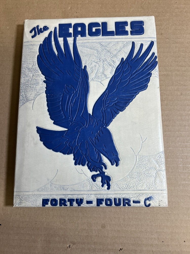 WW2 1944 EAGLE PASS ARMY AIR FIELD CLASS YEARBOOK 44-C  WWII