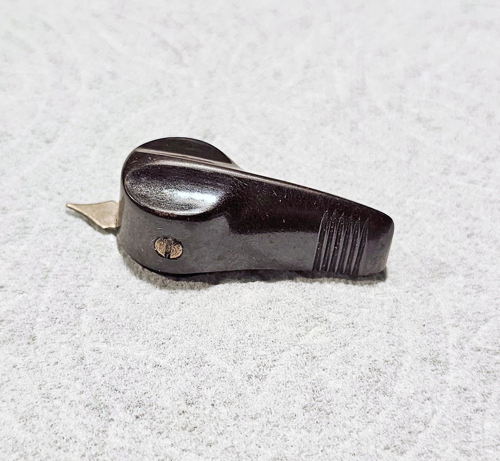 Vintage Daka-Ware Chickenhead Knob with metal Pointer Indicator