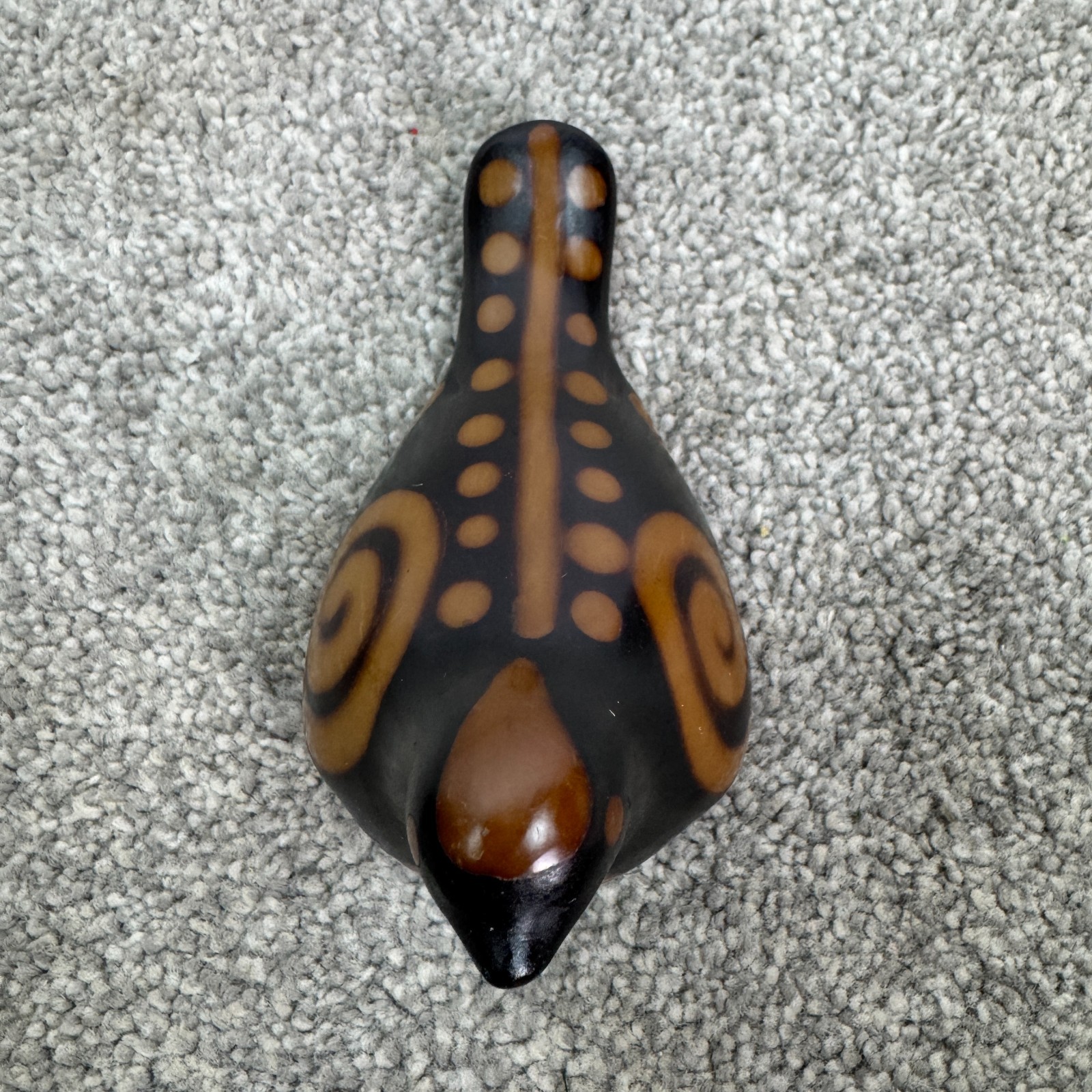 Set Of 2 Vtg Peruvian Handcrafted Chulucanas Birds Dots & Swirl Art Pottery MCM