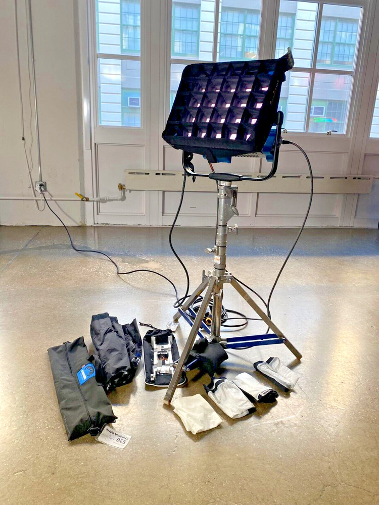 ARRI SkyPanel S30 Basic Kit PLUS Chimera & DoPChoice Snapgrid (USED)