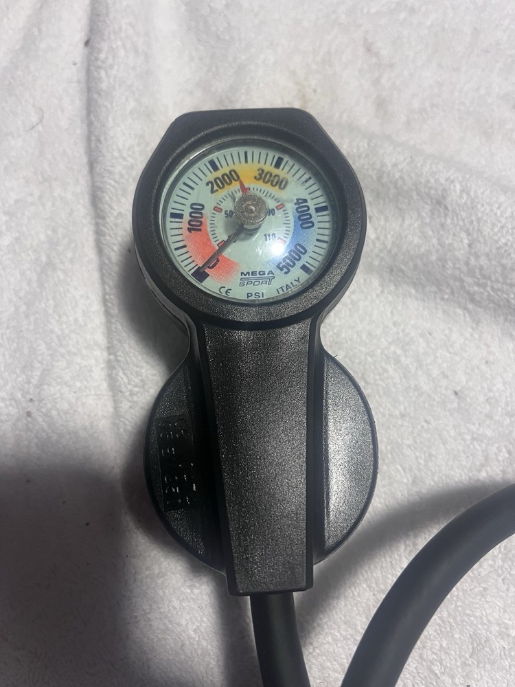 Oceanic Swiv Scuba Diving Console 2 Gauge EUC
