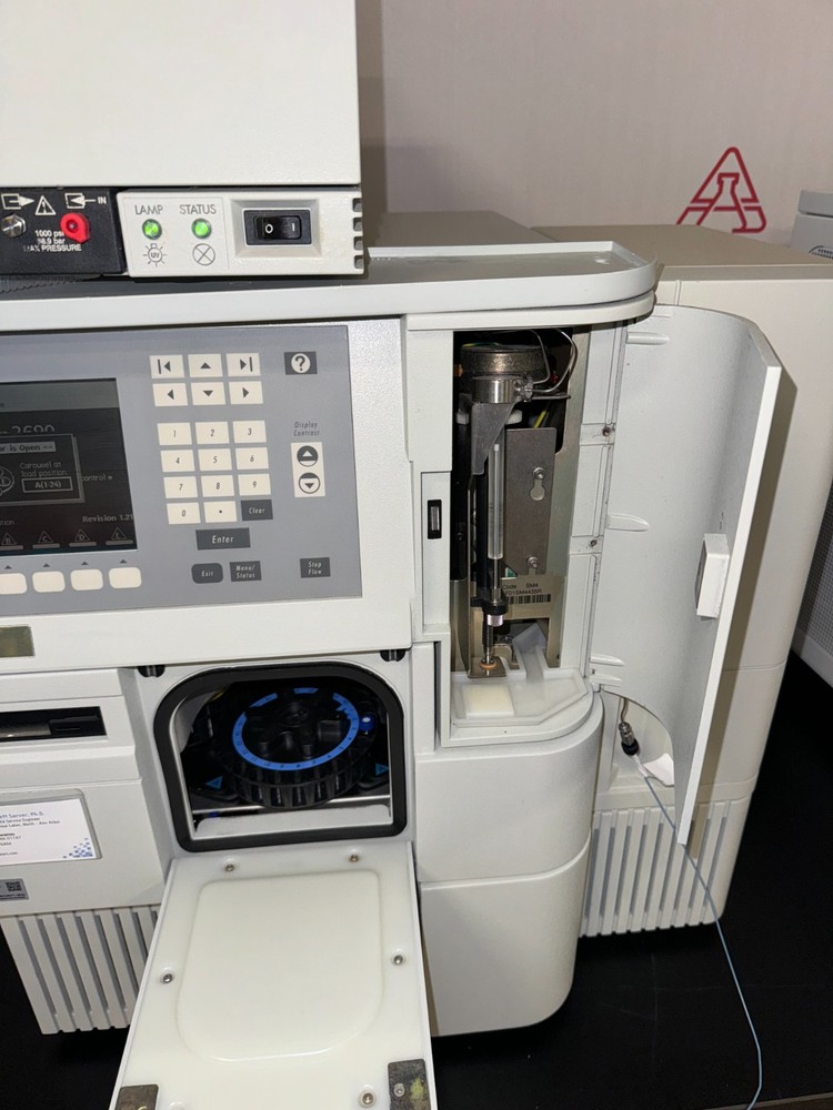 Waters 2695 Separations Module 996 Detector HPLC System #18114