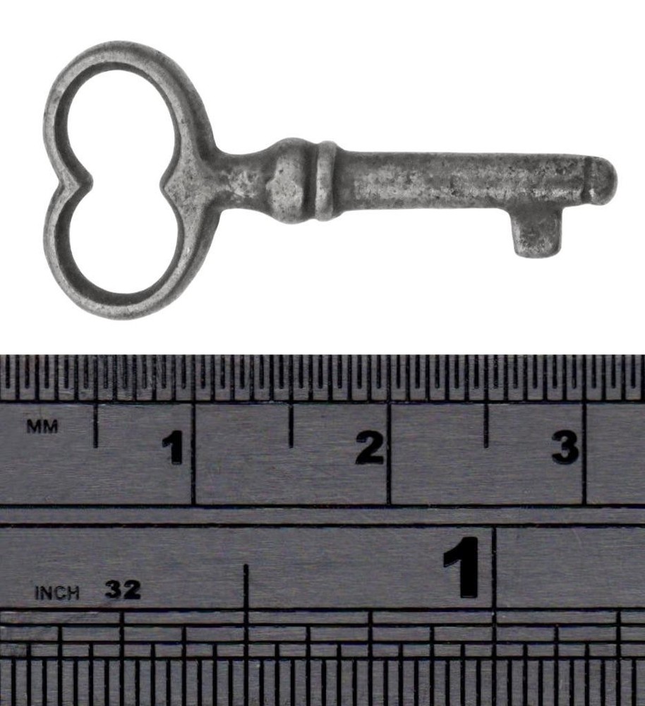 SMALL TINY Key with WIRE Bow 1⅛" - Antique Key Vintage Key Solid Shaft ref.k875