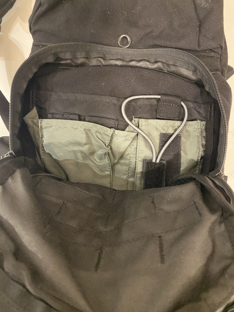 Camelback Maximum Gear M.U.L.E. Military Hydration Pack Black W/Bladder