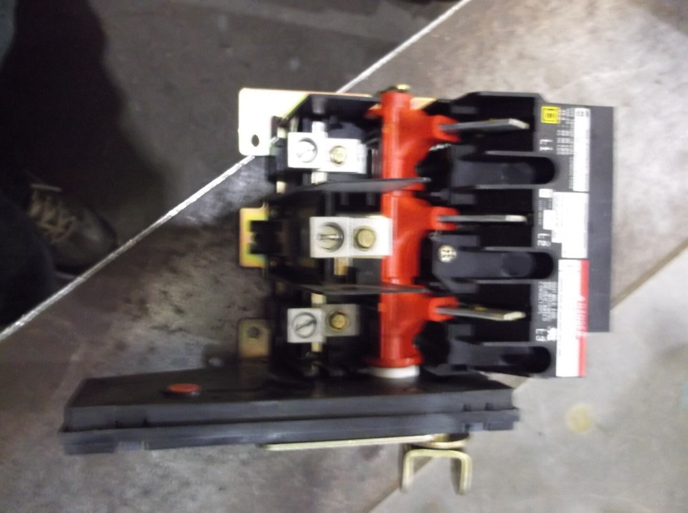 SQUARE D 9422 TEN10 DISCONNECT SWITCH 100A 600 VAC (855)