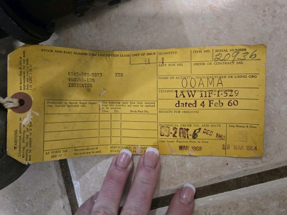 Hughes Aircraft Flight Command Indicator 468062-100