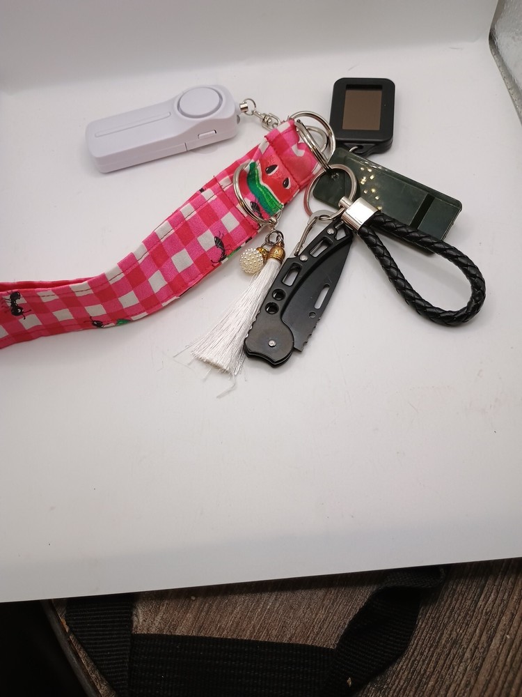 Security Safety Keychain, Alarm, Flashlight, Whistle, Folding Knife