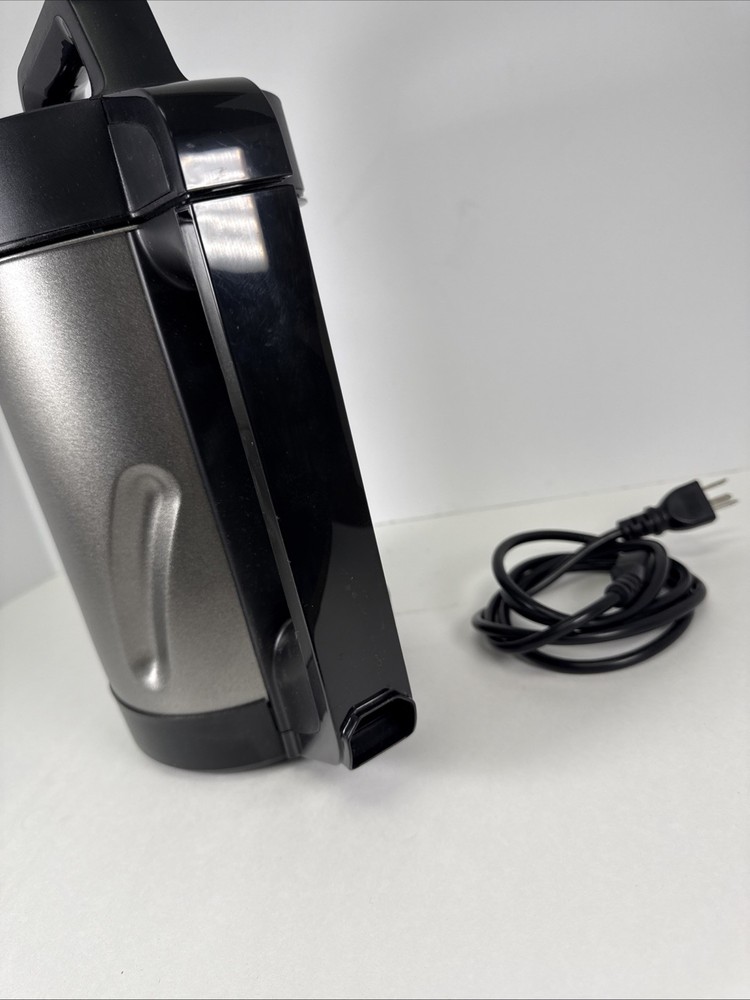 Philips HR2204 Viva Collection Soup Maker 1.2 L 2-4 servings 6 Pre-set Program