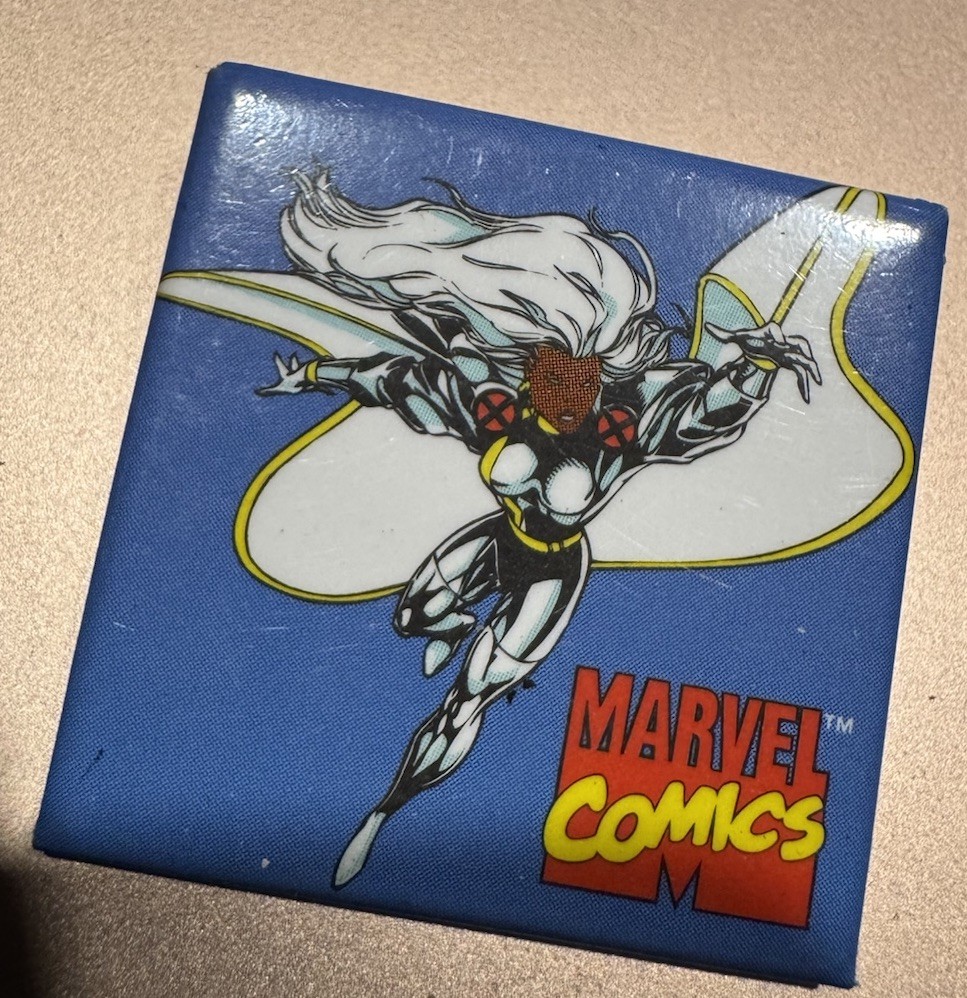 1996 MARVEL COMICS  PIN BUTTON SQUARE 1.5 INCH STORM #1155