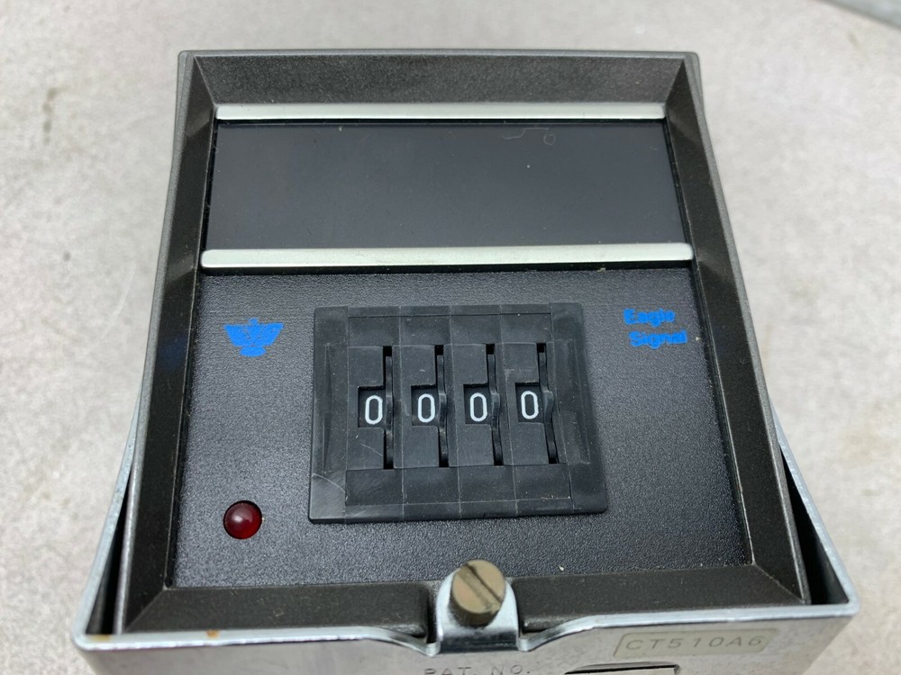 NEW NO BOX EAGLE SIGNAL CONTROLS TIMER COUNTER CT510A6