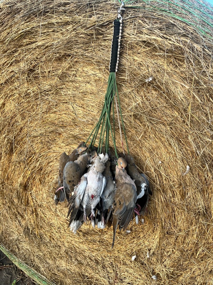 Dove/Bird Lanyards/Stringer/Totes (15 hangers)