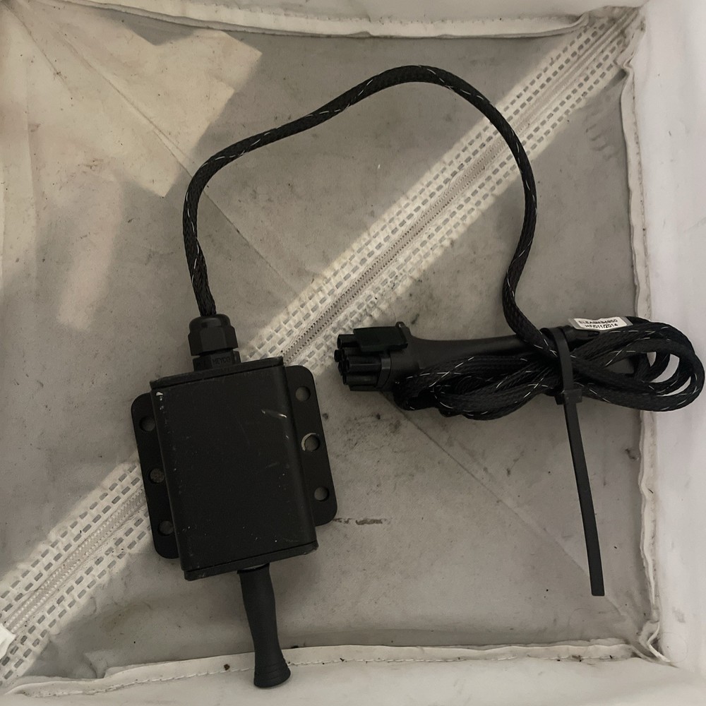 PRIDE MOBILITY ELECTRONIC ASSY TOGGLE BOX MULTI POSITIONAL . eleasmb4950 Rs122