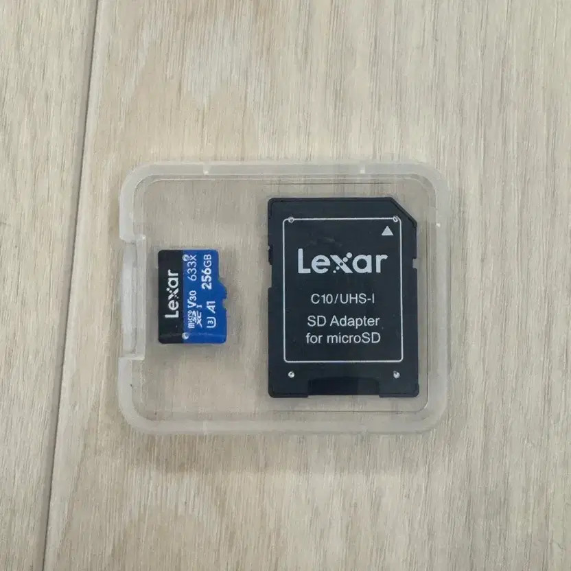 LUXA SD Adapter + 256GB Micro SD Card Set