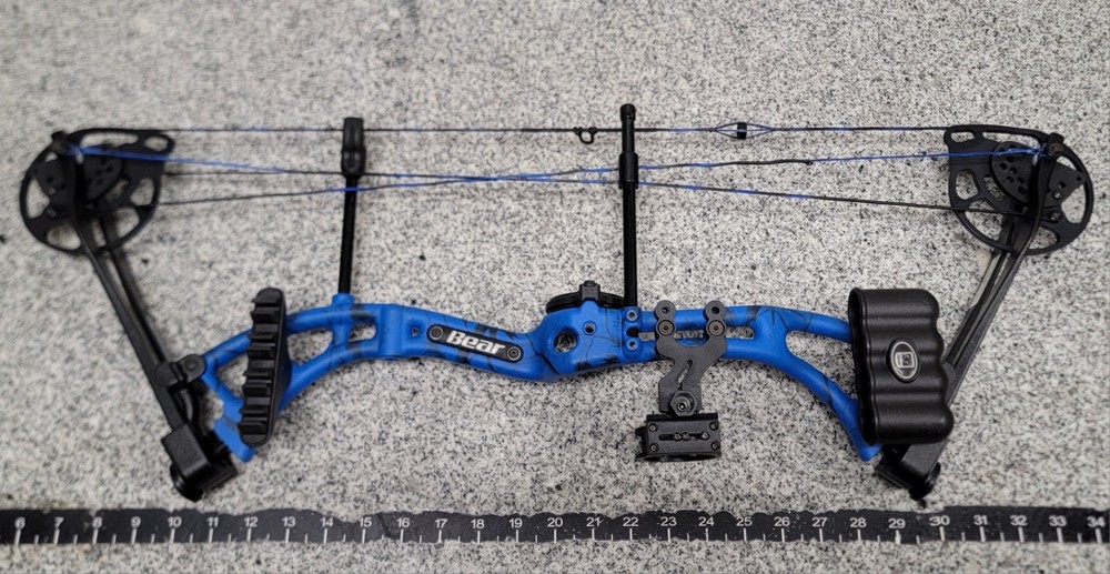 Bear Apprentice III 3 Youth Compound Bow