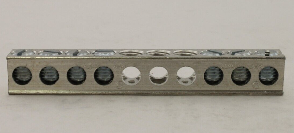 Eaton DS100GK Ground Lug Kit