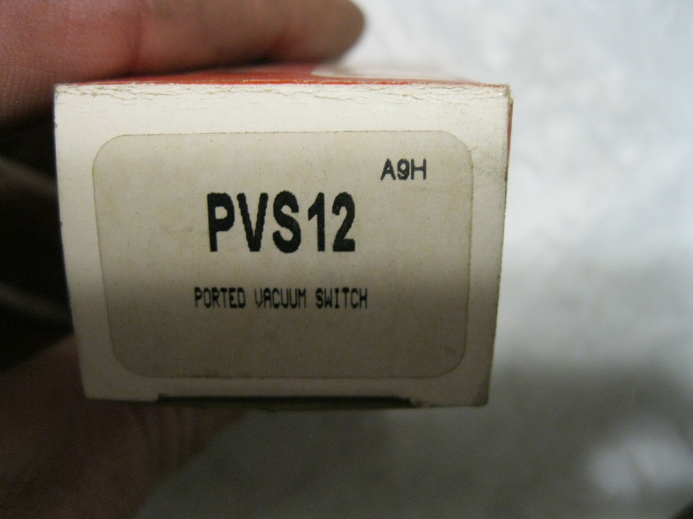 Ported Vacuum Switch Standard PVS12