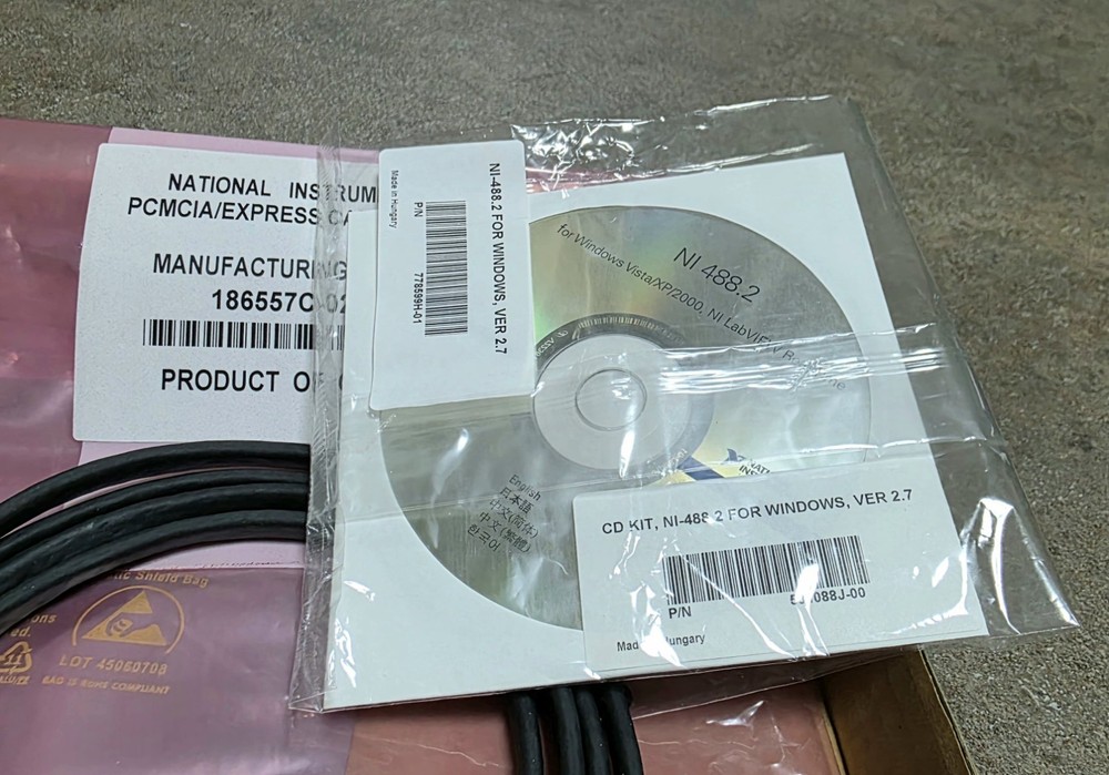 NATIONAL INSTRUMENTS PCMCIA-GPIB Interface Card with 2 Mt Latching Cable