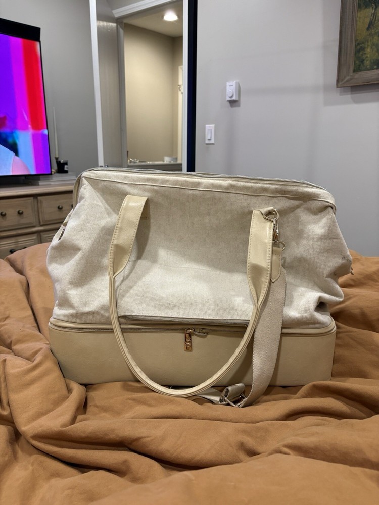 BEIS Weekender Bag In Cream/Tan