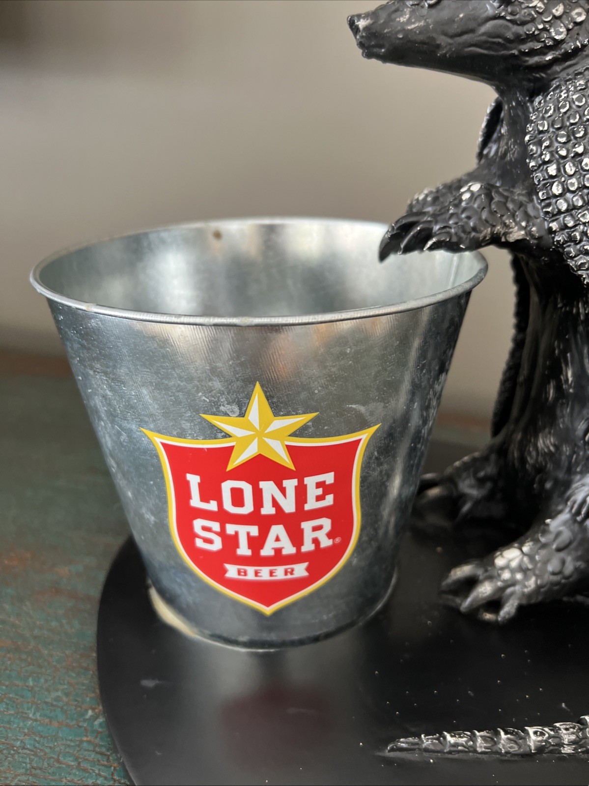 VTG. 1970s LONE STAR BEER ARMADILLO ICE BUCKET BACK BAR ADVERTISING DISPLAY RARE