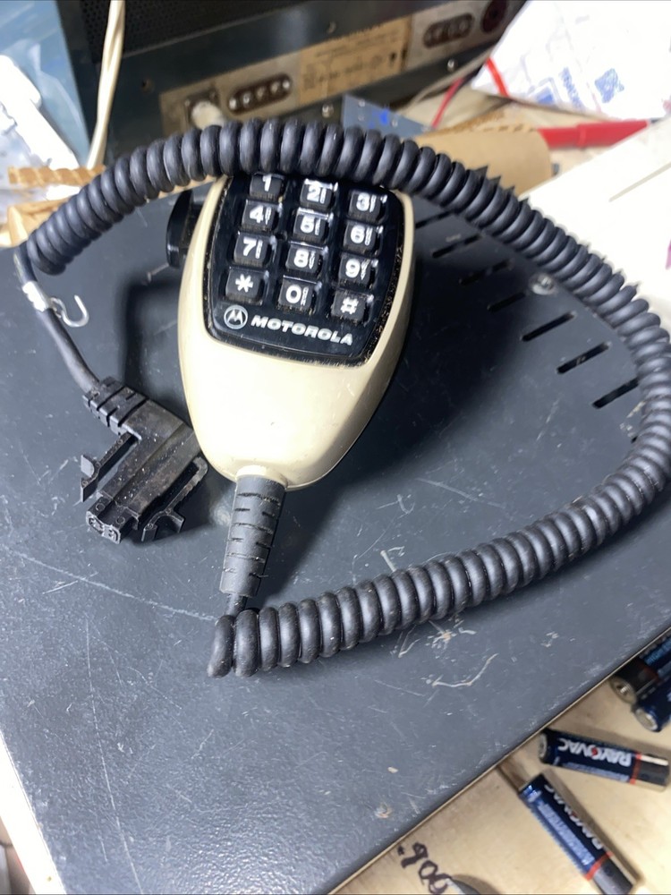 Motorola Mic Model HMN 1033A
