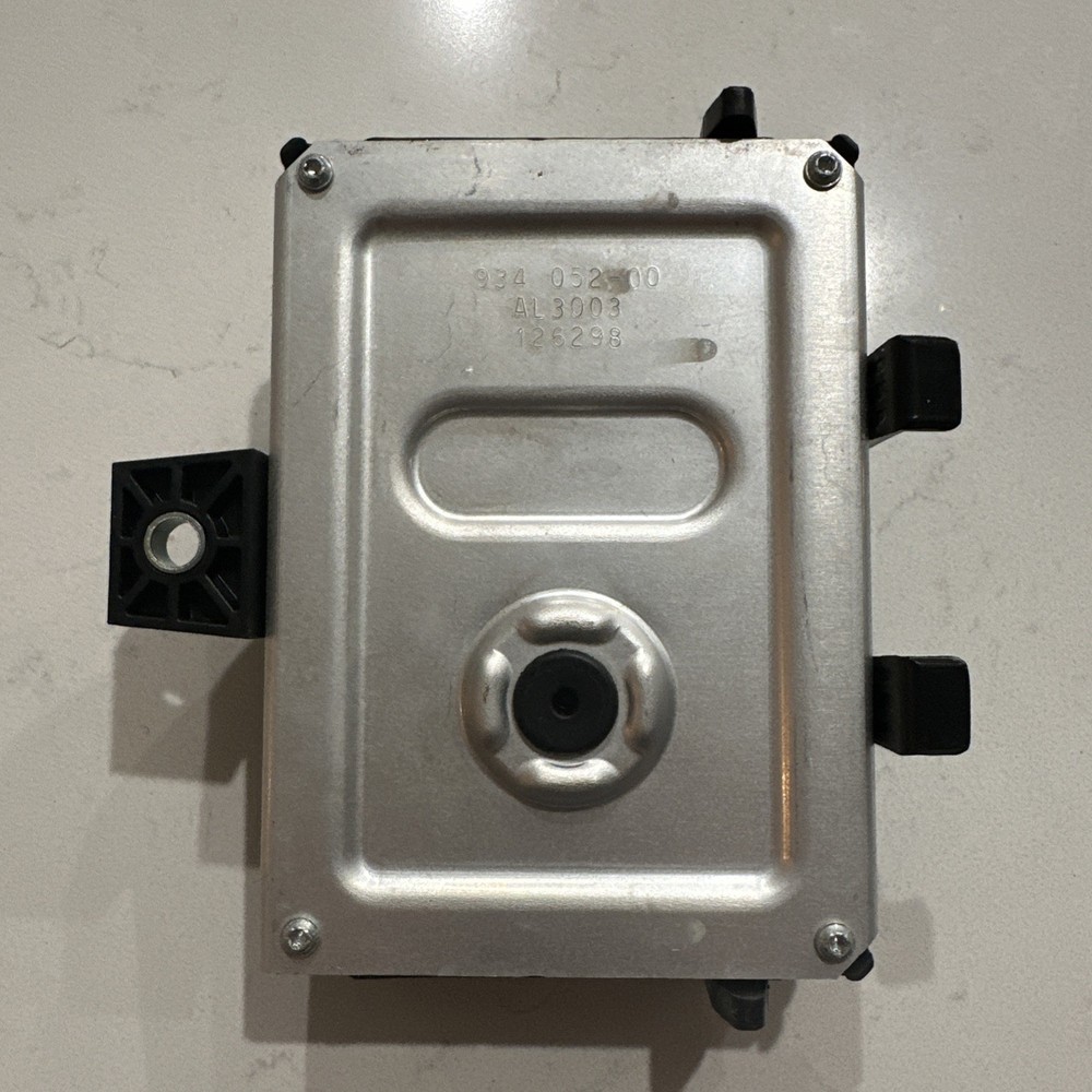 2013-2014 GM FUEL PUMP CONTROL MODULE OEM 22874299