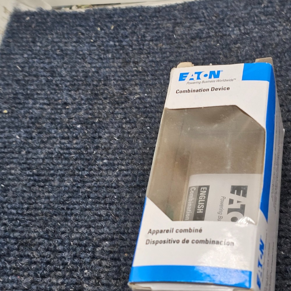 Eaton Wiring Devices 7728W-SP Decorator Duplex Combination Device White